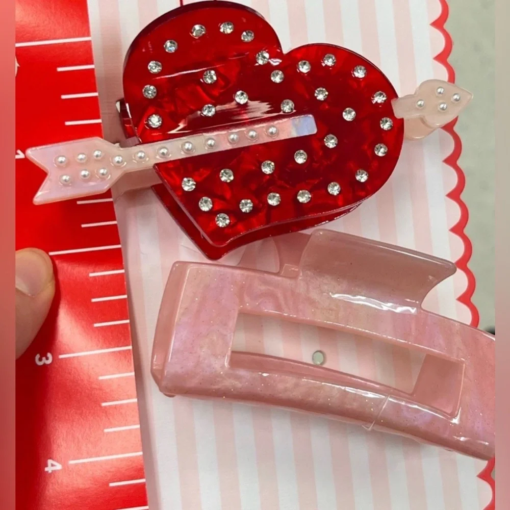 NWT Piper K Two Pack Hair Claw Clips Whimsical Love Theme